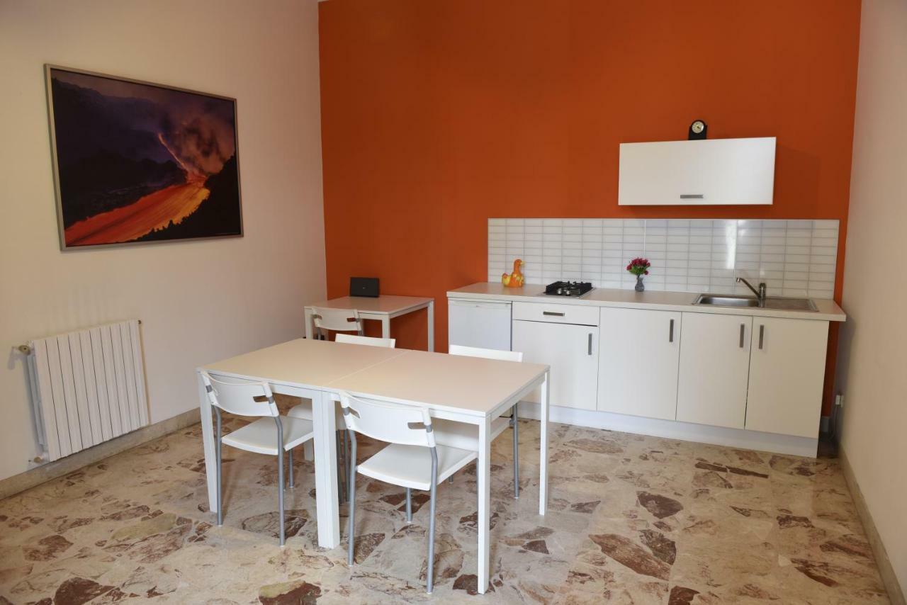 Bed and Breakfast Acqua E Fuoco Chez Rachel Riposto Exterior foto
