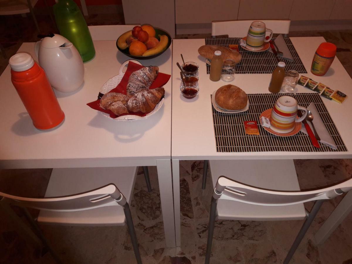 Bed and Breakfast Acqua E Fuoco Chez Rachel Riposto Exterior foto