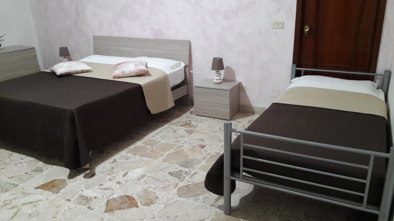 Bed and Breakfast Acqua E Fuoco Chez Rachel Riposto Exterior foto